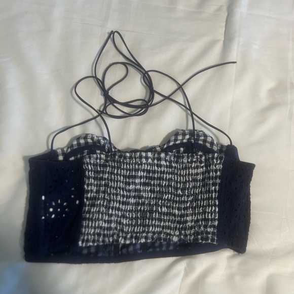 Urban Outfitters gingham top - Picture 2 of 2